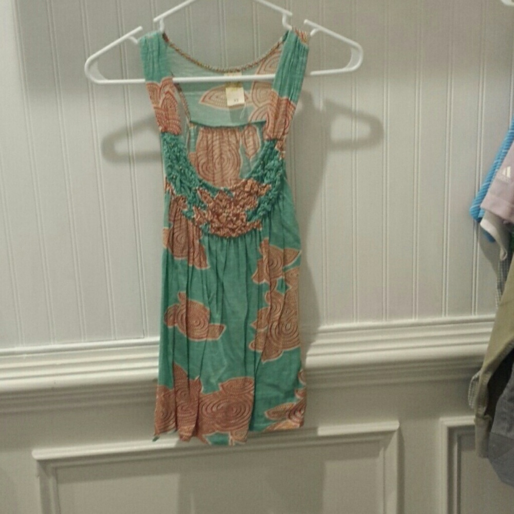Woman's tank